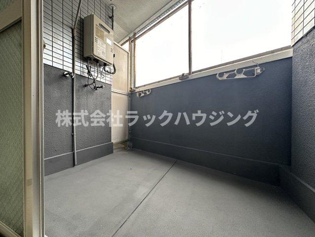 バルコニー　【お部屋さがしはラックハウジングにお問合せ下さいませ♪】