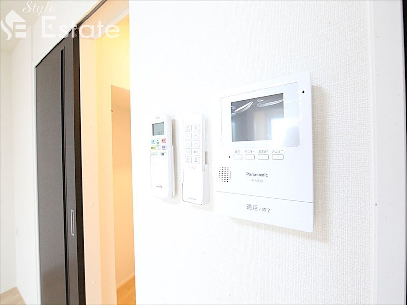 セキュリティ　モニター付きインターホン