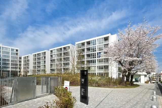 建物外観　★免震構造・コンシェルジュ★