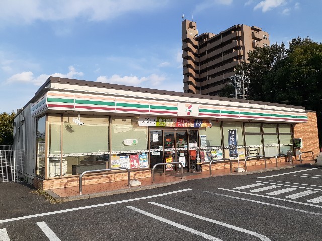 コンビニ　セブン-イレブン 春日井町店（コンビニ）まで210m