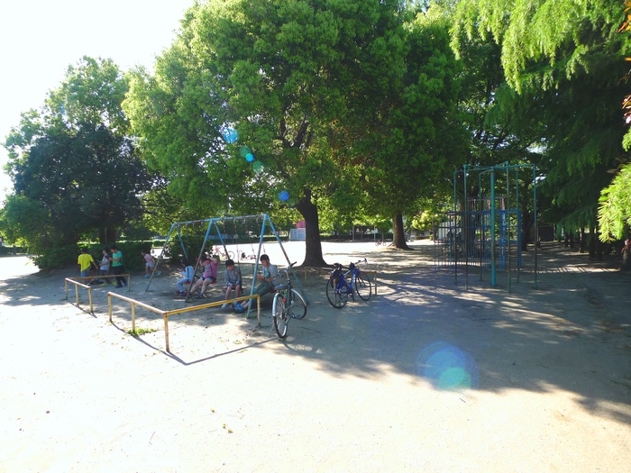 公園　公園（公園）まで240m