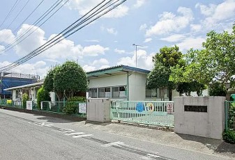幼稚園・保育園　座間市立ちぐさ保育園（幼稚園・保育園）まで153m