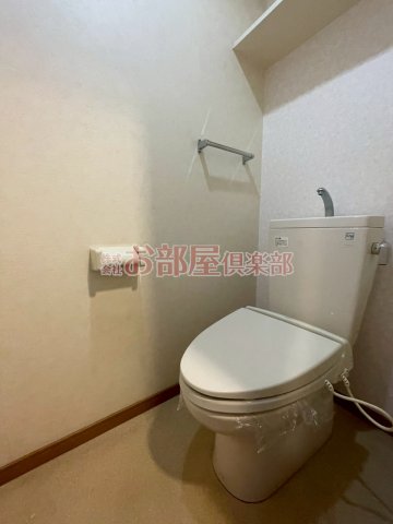 トイレ　落ち着いたトイレです
