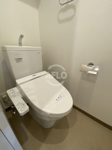 トイレ　ALZA立売堀（アルザ立売堀）　温水洗浄便座