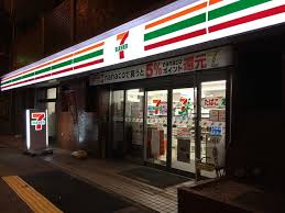 コンビニ　セブンイレブン 台東4丁目春日通り店（コンビニ）まで100m