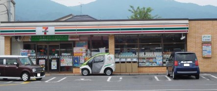 コンビニ　セブン－イレブン　甲西郵便局前店（コンビニ）まで400m