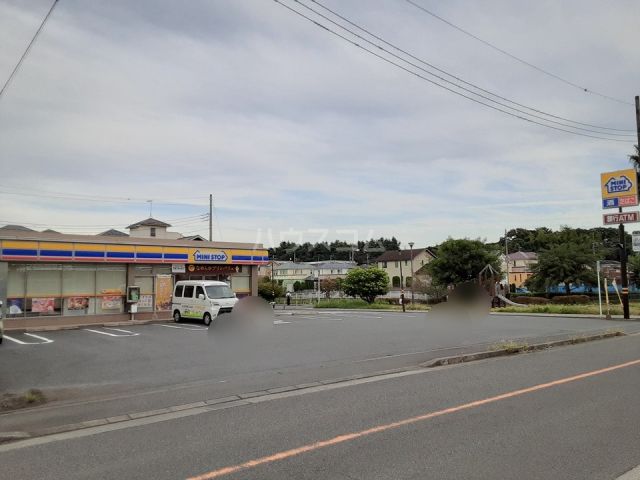 コンビニ　ミニストップ 湘南みずき店（コンビニ）まで554m