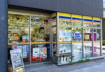 コンビニ　ミニストップ上野池之端店（コンビニ）まで160m