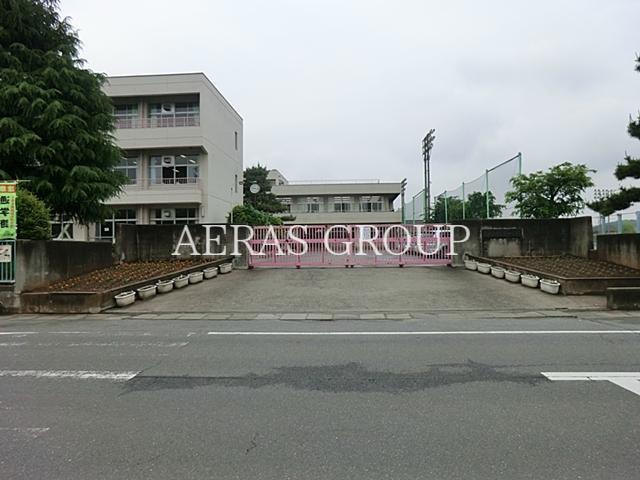 中学校　東松山市立東中学校（中学校）まで439m