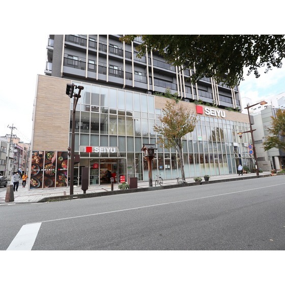 スーパー　西友南石堂店（スーパー）まで875m