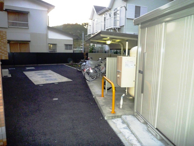 その他　屋根付き駐輪場