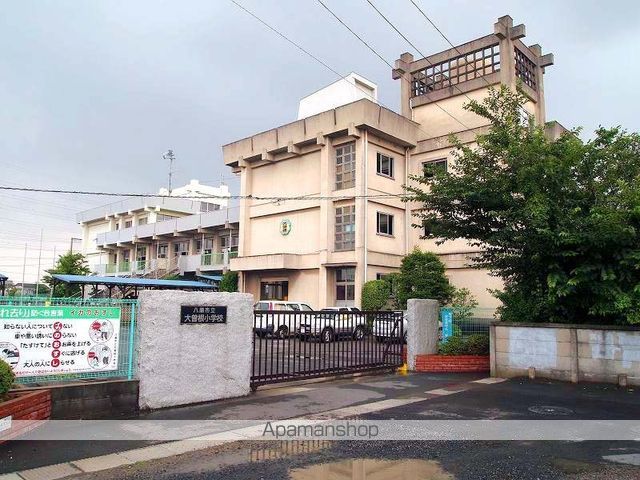 小学校　八潮市立大曽根小学校（小学校）まで3007m