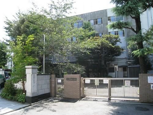 小学校　駒本小学校（小学校）まで306m