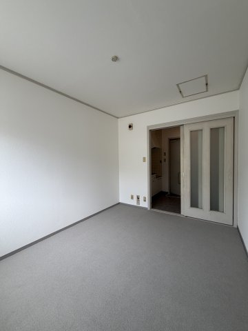 シャトレー須磨の居間写真
