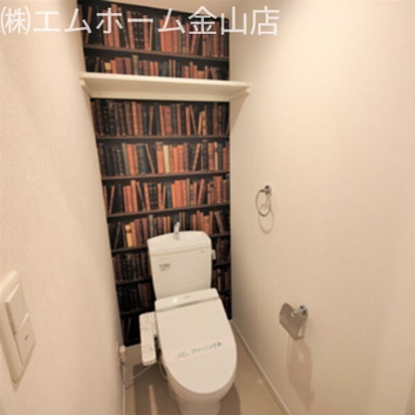 トイレ　温水洗浄暖房便座付トイレ