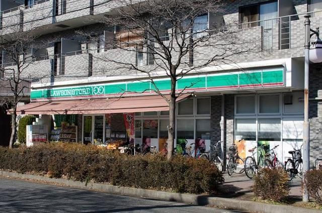 コンビニ　ローソンストア100国立北店（コンビニ）まで625m