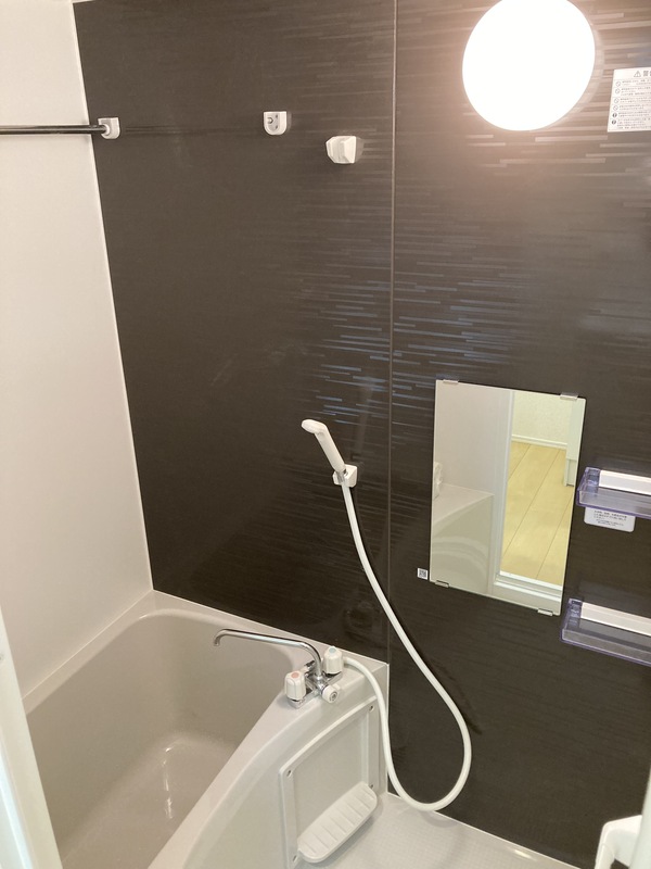 バス・シャワールーム　※別部屋参考写真