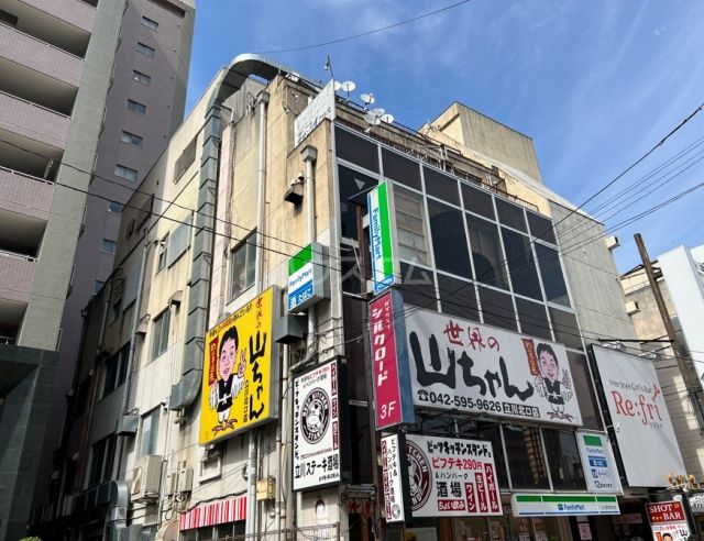 飲食店　立川ステーキ酒場（飲食店）まで777m