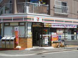 コンビニ　セブンイレブン大阪十三東１丁目店（コンビニ）まで101m