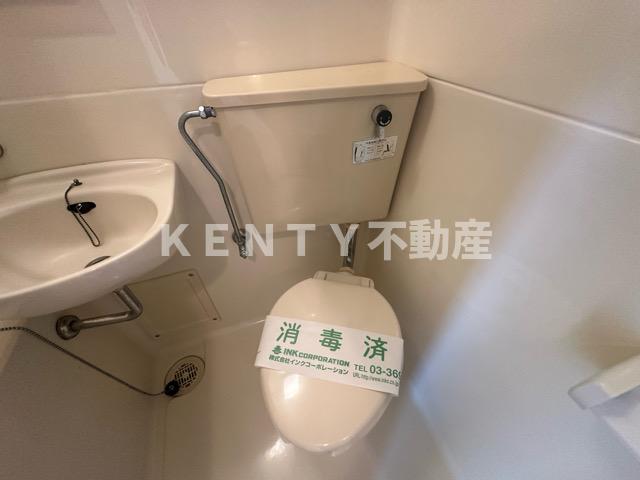 トイレ　トイレもきれいです