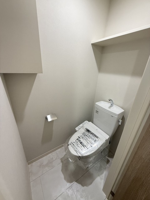 トイレ　同施工会社参考写真です