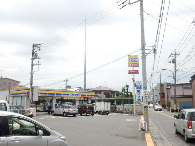 コンビニ　ミニストップ（コンビニ）まで90m