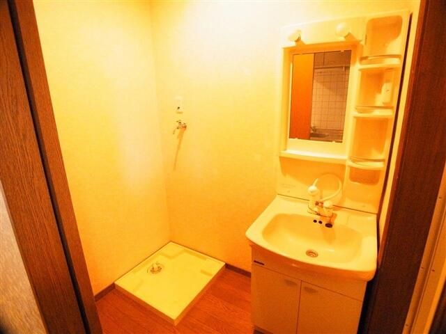 洗面設備　グリムコート　板橋区赤塚４