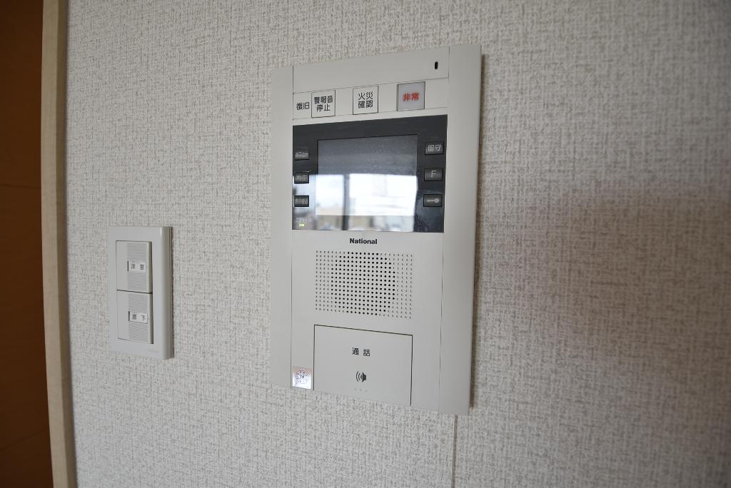 セキュリティ　カメラ付インターホン