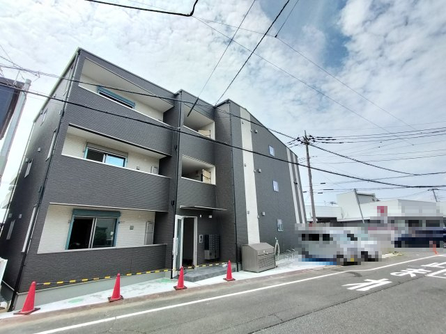 建物外観　★犬・猫２匹飼育可★ネット使用料無料★オートロック★築浅★
