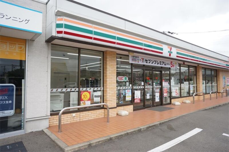 コンビニ　セブンイレブン博多三筑2丁目店（コンビニ）まで455m