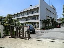 小学校　市川市立平田小学校（小学校）まで70m