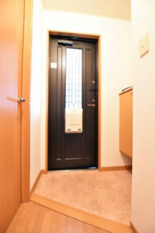 玄関　同施工会社、別物件お写真です。ご参考までにご覧ください。