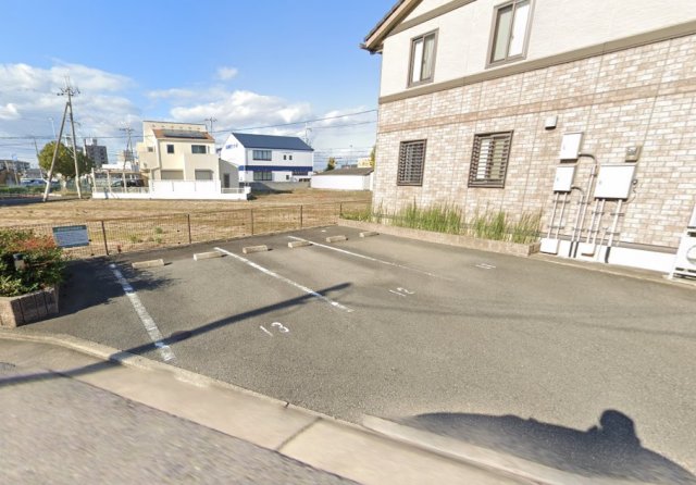 駐車場　駐車スペースもあります