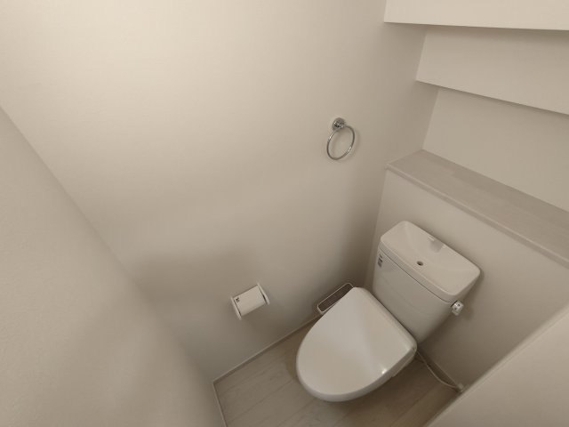トイレ　落ち着いたトイレです