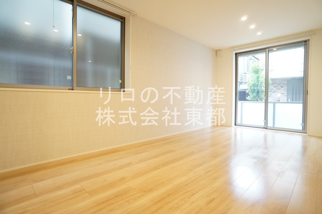 居室・リビング　広いリビングダイニングはゆったりくつろげる憩いの空間♪