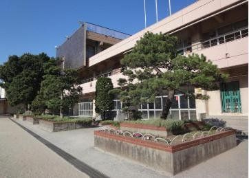 小学校　船橋市立南本町小学校（小学校）まで920m