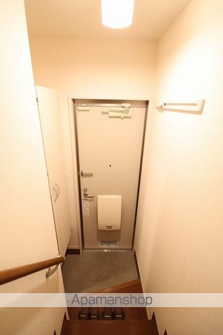 ＪＲ東北本線 日和田駅 徒歩16分 2階建 築11年の玄関写真