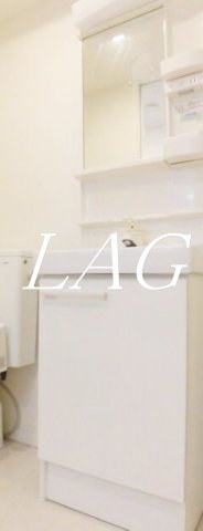 洗面設備　独立洗面台です。