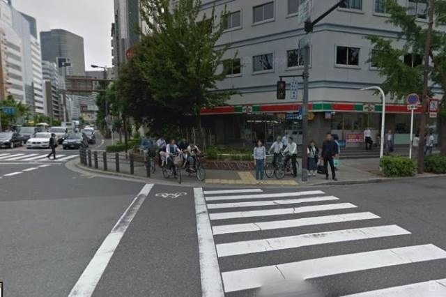 コンビニ　セブンイレブン大阪土佐堀ダイビル店（コンビニ）まで211m