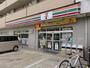 コンビニ　セブンイレブン 足立ハートアイランド新田店（コンビニ）まで389m