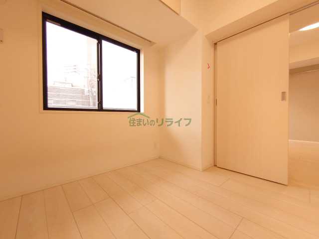 リテラス渋谷笹塚の居間写真