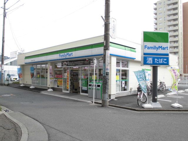コンビニ　ファミリーマートサンズ相模台五丁目店（コンビニ）まで414m