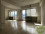 居室・リビング　日当たりが良くて心地よく過ごせそうなお部屋です。
