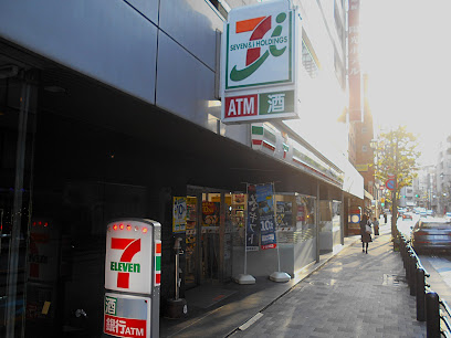 コンビニ　セブンイレブン 赤坂6丁目店（コンビニ）まで165m