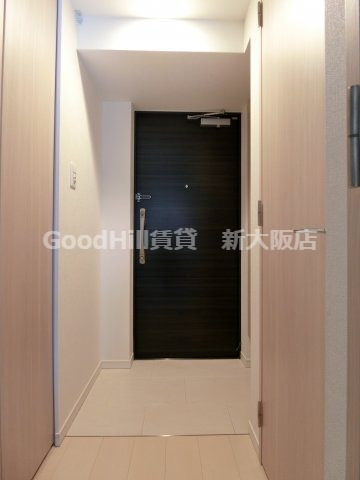 玄関　S-RESIDENCE新大阪Ridente