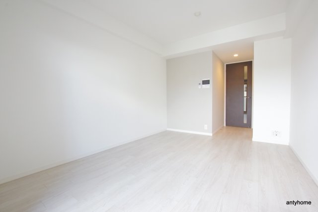 S-RESIDENCE福島grandeの居間写真
