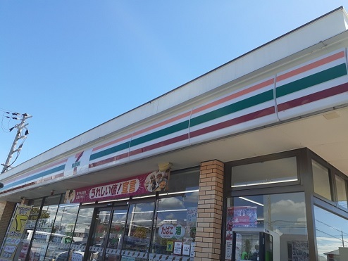 コンビニ　セブンイレブン高砂御旅1丁目店（コンビニ）まで900m