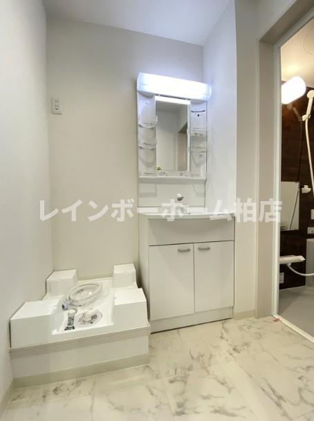 洗面設備　同施工。参考写真。