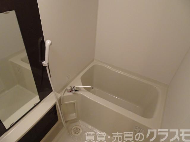 バス・シャワールーム　浴室乾燥機付きバス♪