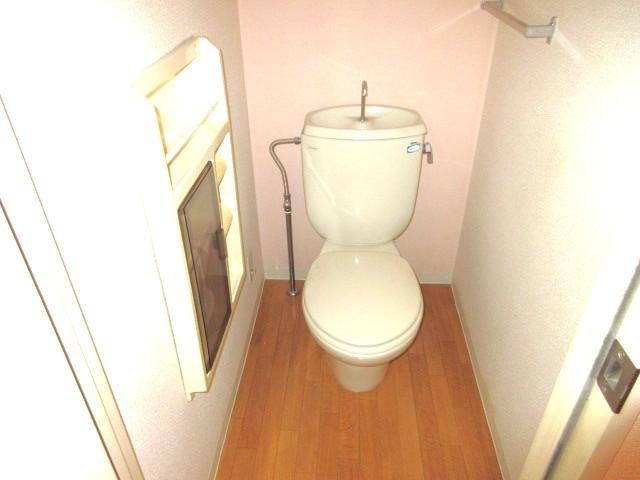 トイレ　WC